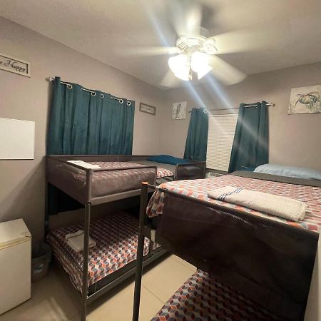 Miami Vibes "Hostel-Like" Shared Room North Miami Dış mekan fotoğraf