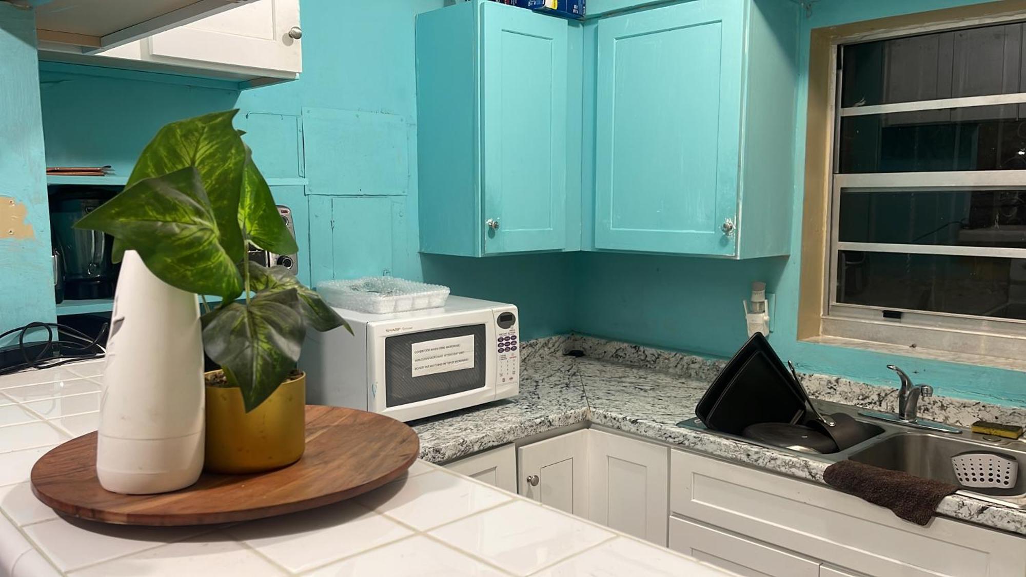Miami Vibes "Hostel-Like" Shared Room North Miami Dış mekan fotoğraf